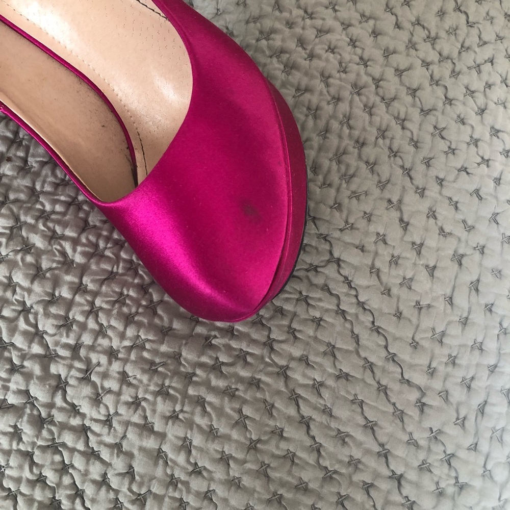 Steve Madden studded hot pink stilettos - Picture 3 of 5